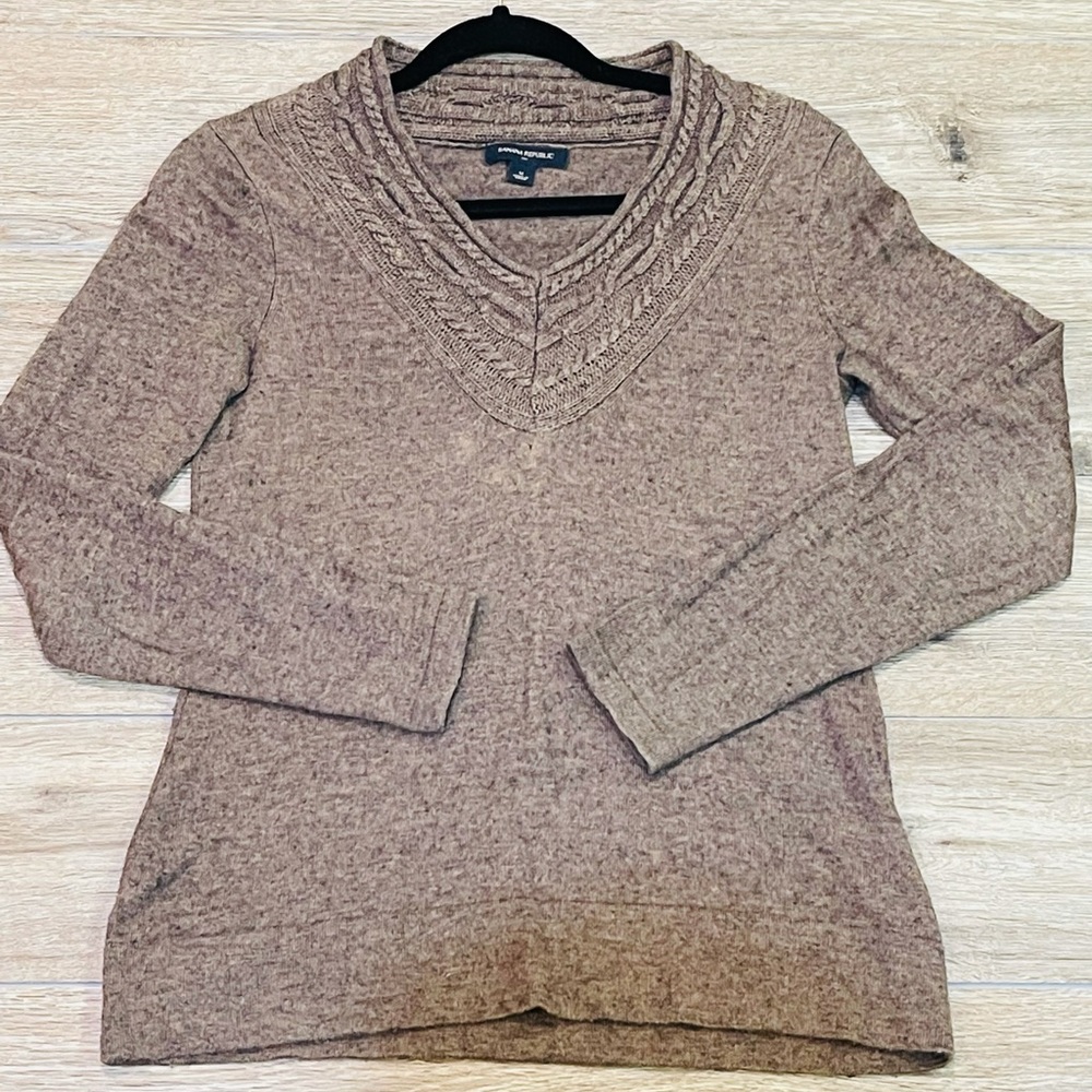 Banana Republic Woman’s V-neck Sweater With Braided pattern Neckline